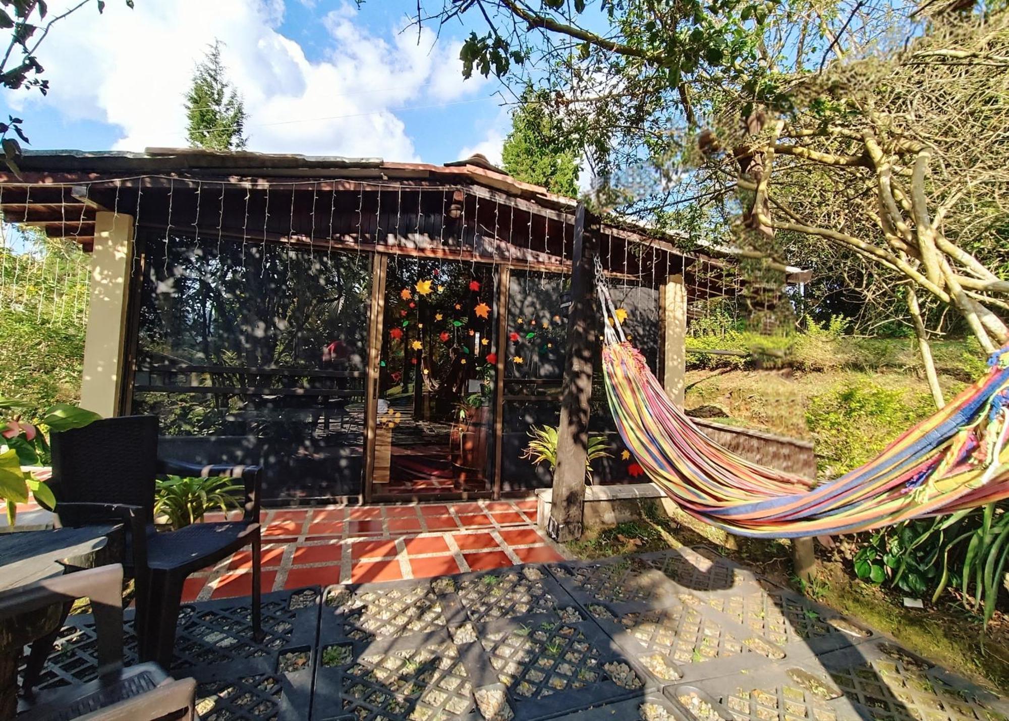 Monteverde Chalet De Montana グアルネ エクステリア 写真